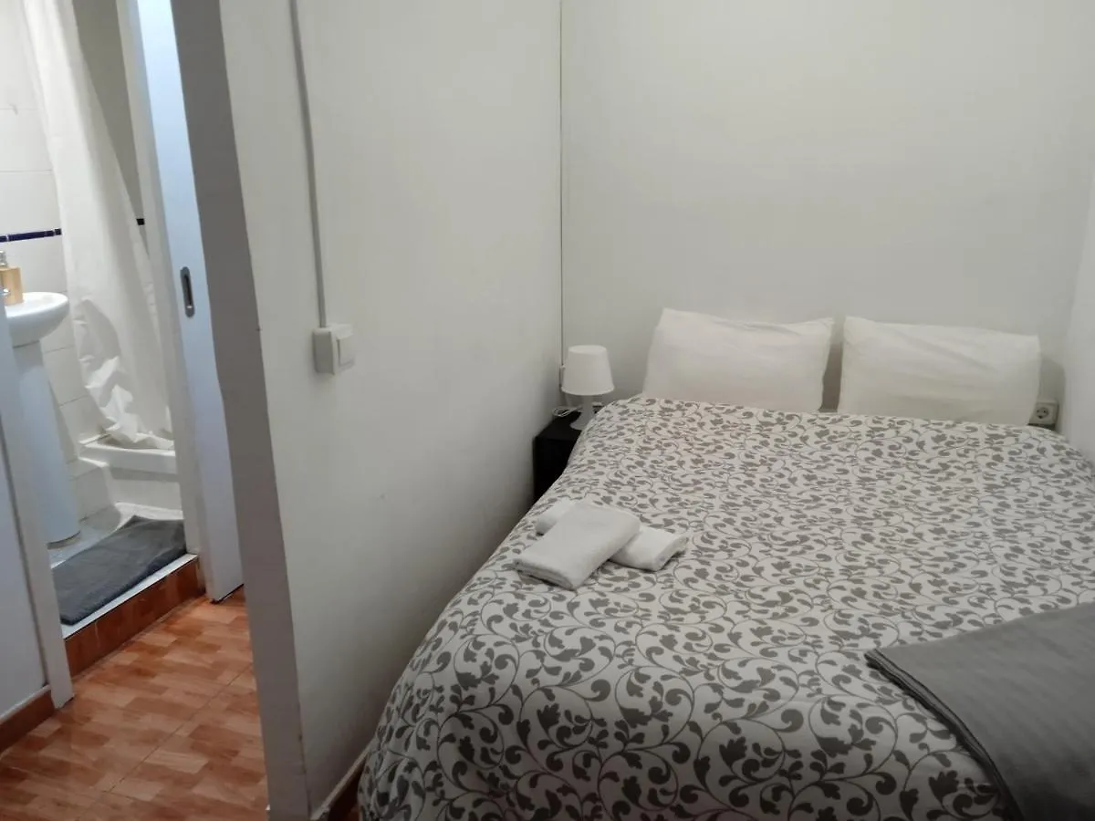 026L Poblasec Atic Izquierda Barcelona Apartment